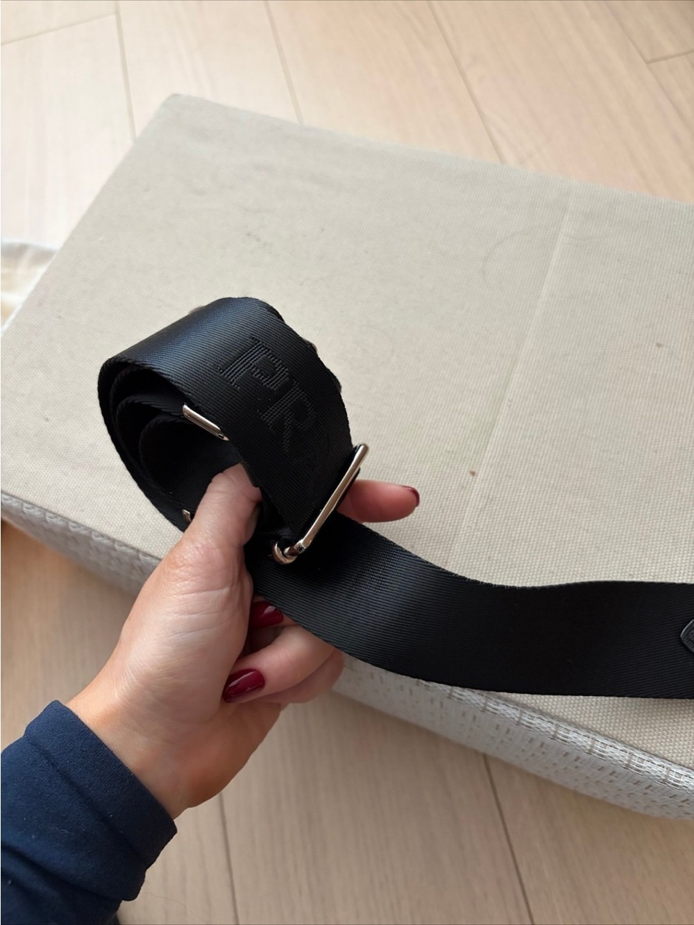 Prada Black Nylon Re-Edition - Picture 5 of 5